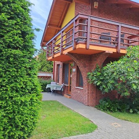Rozmaring Apartmanok Gyula Buitenkant foto